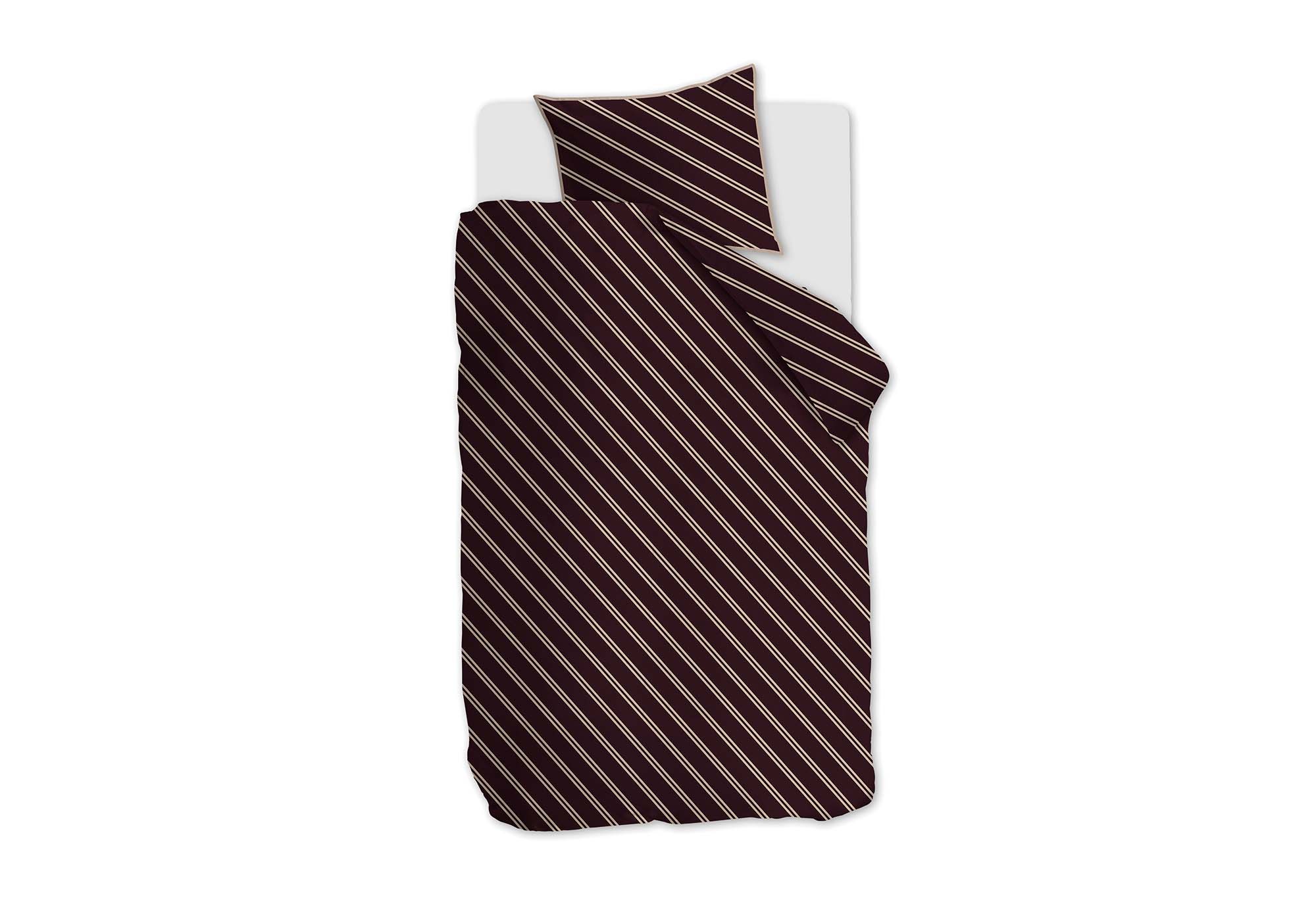 vt wonen Diagonal Dekbedovertrek Dark Red | Swiss Sense product afbeelding