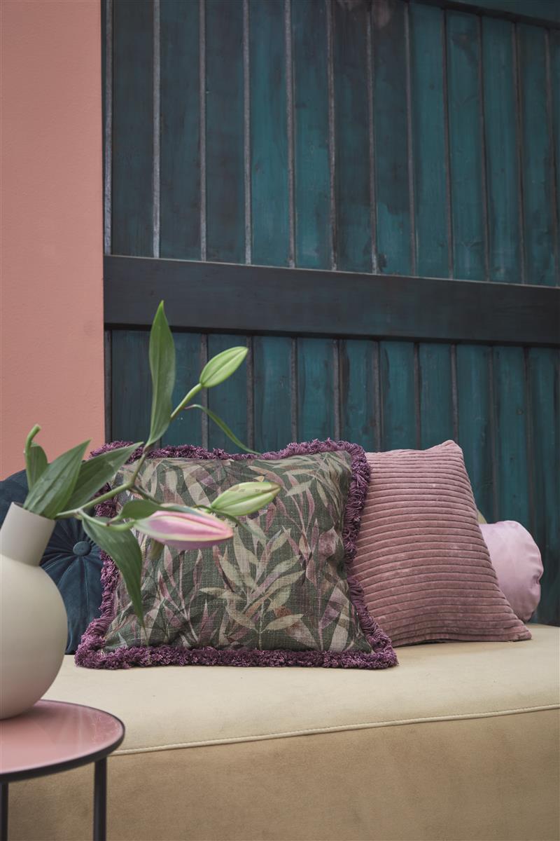 Kaat Amsterdam Softy Stripe Lila Sierkussen | Swiss Sense product afbeelding