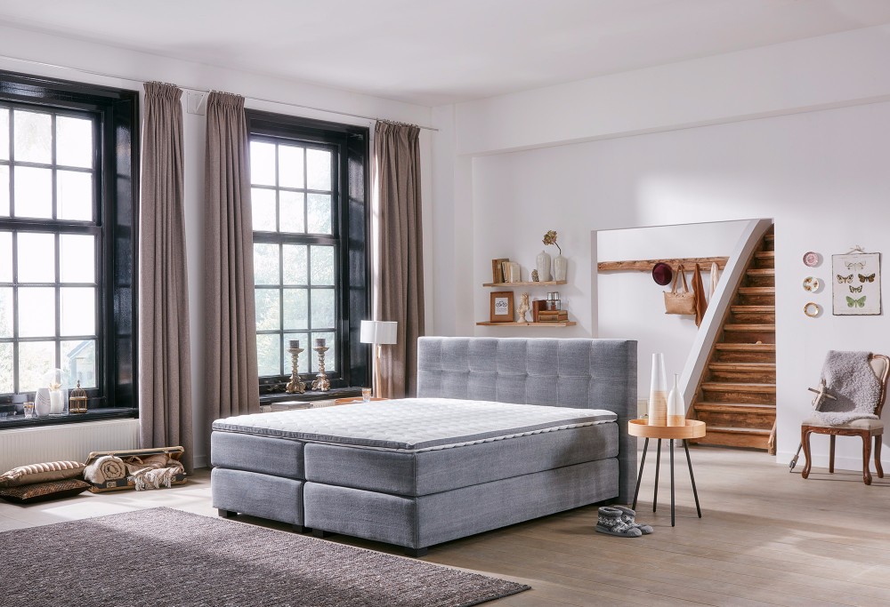 Boxspring Capella Cresto Grijze boxspring Capella Cresto