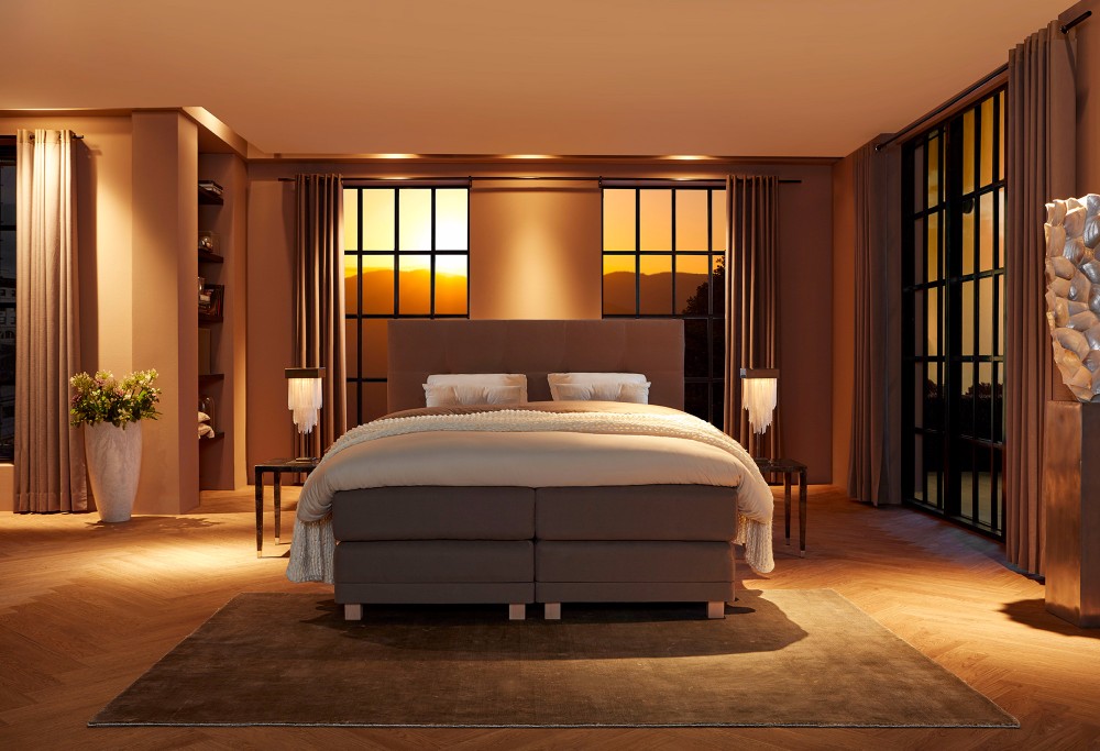 Bruine boxspring Diks Artesano