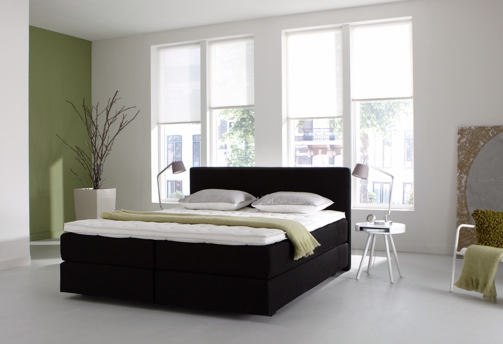 zwarte boxspring Night Barcelona