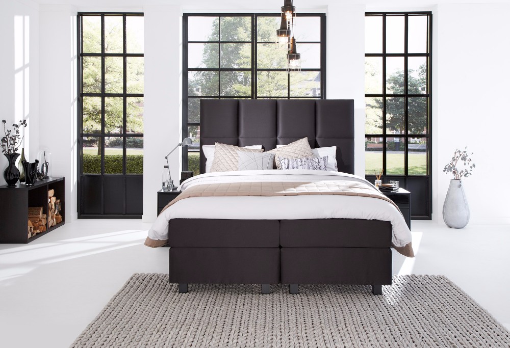 Zwarte boxspring Royal Quantum