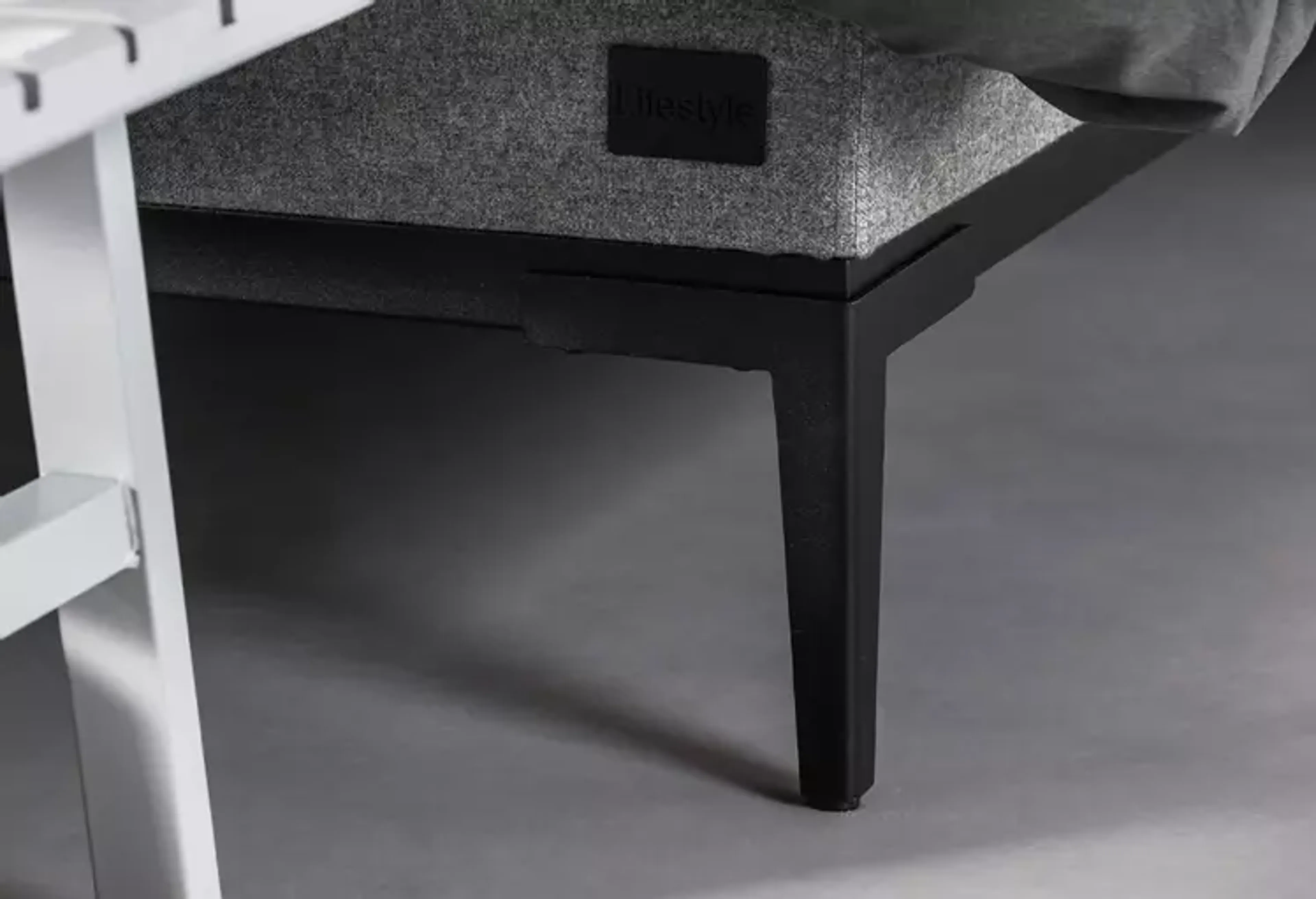 Moderne, slanke poten en frame